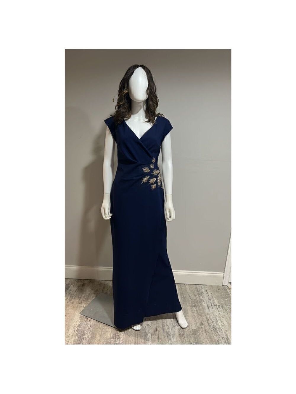 CHIARA Boni La Petite Robe Blue Suyai Gown Size 8 (44)